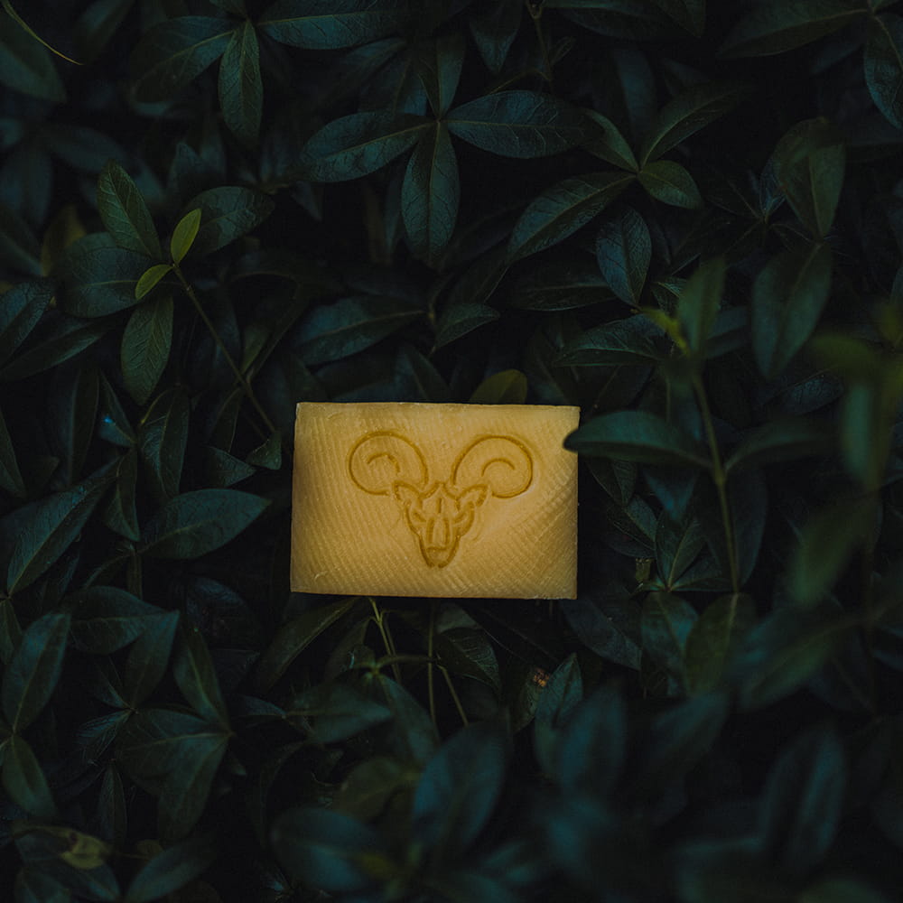 Rarecraft Golden Fleece- Beard Soap